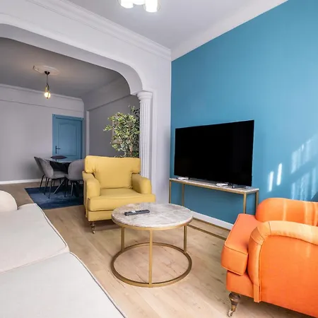 Mayer Beyoglu Apartment