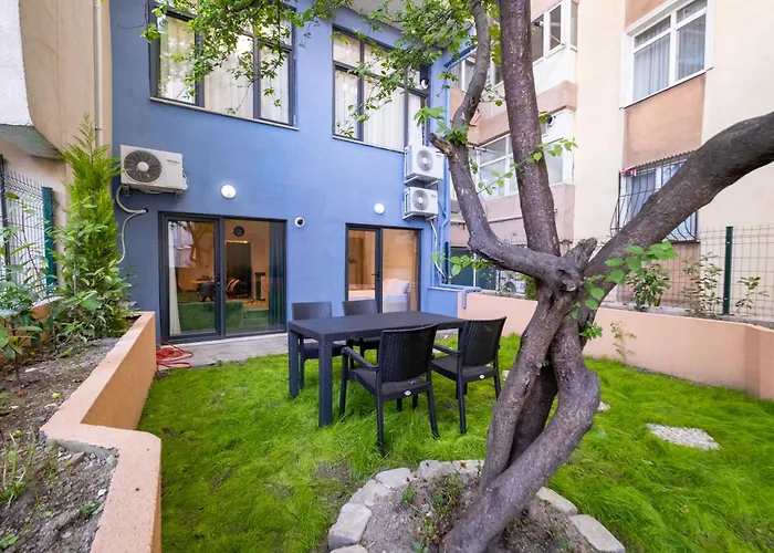 Mayer Beyoglu * Istanboel